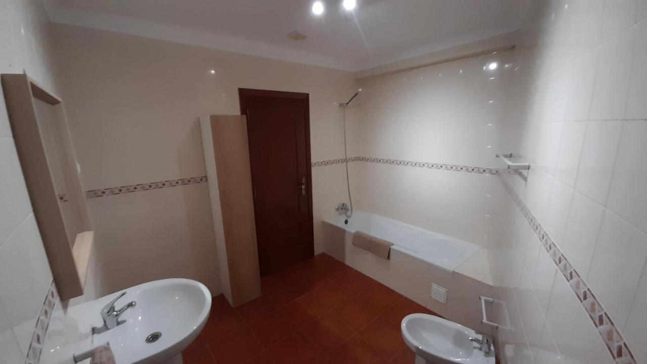Porta Reguengos - Apartamento moderno Alentejo central Reguengos de Monsaraz Exterior foto